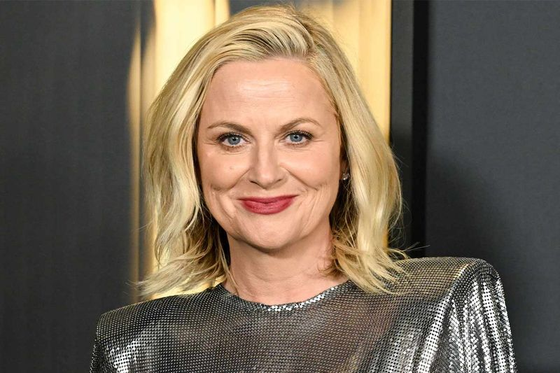 14 Celebrities Who Look Tall On Screen But Are Actually Short 7 14 Celebrities Who Look Tall on Screen but Are Actually Short