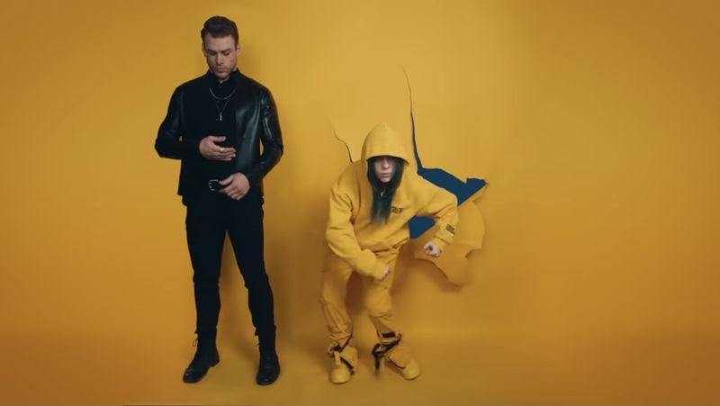 15 Iconic Pop Songs That Redefined The Music Industry 16 15 Iconic Pop Songs That Redefined the Music Industry