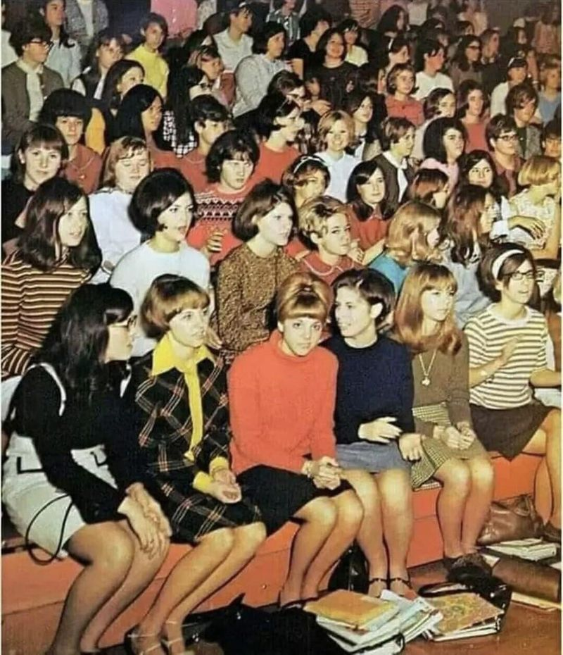 10 Strict School Rules From The ’70S That Would Be Banned Today 9 10 Strict School Rules From the ’70s That Would Be Banned Today