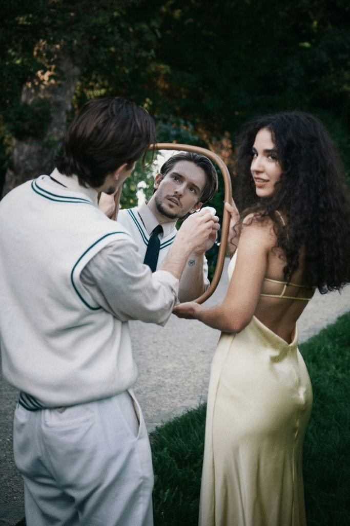 13 Sneaky Tricks Women Use On Men (And Why They Work) 3 13 Sneaky Tricks Women Use on Men (and Why They Work)