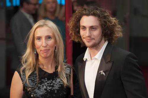 32 Celebrity Couples Who Prove Age Is Just A Number 16 32 Celebrity Couples Who Prove Age Is Just a Number