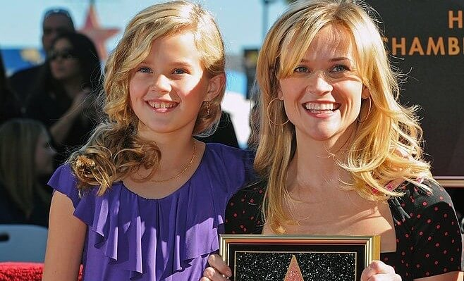 Celebrity Kids Who Grew Up To Look Just Like Their Famous Parents 12 Celebrity Kids Who Grew Up to Look Just Like Their Famous Parents