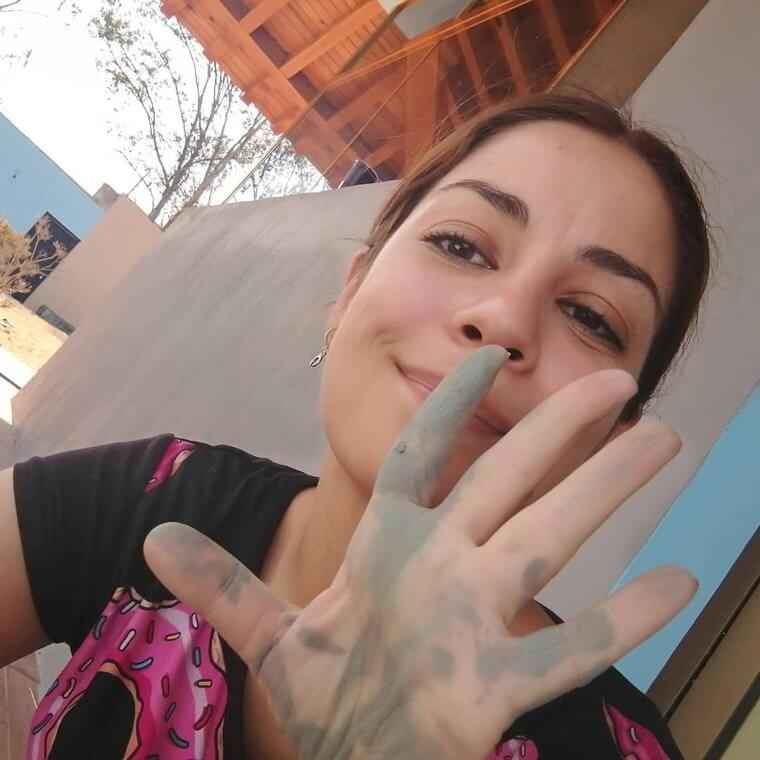 Simple Vaseline Hacks To Level Up Your Beauty Routine 13 Simple Vaseline Hacks to Level Up Your Beauty Routine