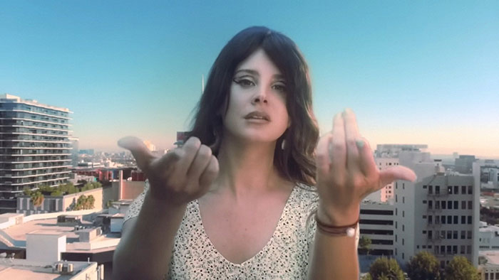 25 Celebrity Encounters People Say They’ll Never Forget