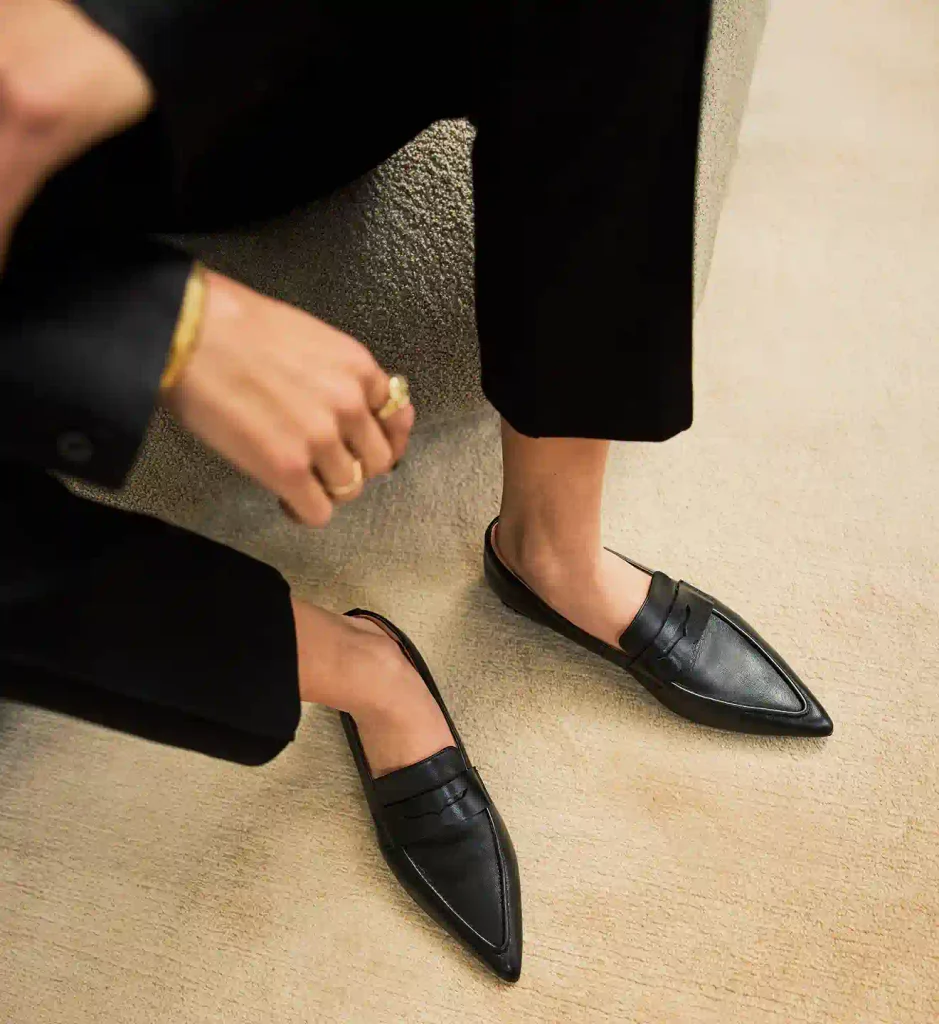 10 Things Rich Women Don’t Wear — And What They Choose Instead